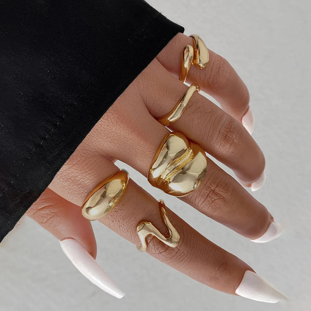 Noir Wave Ring Set
