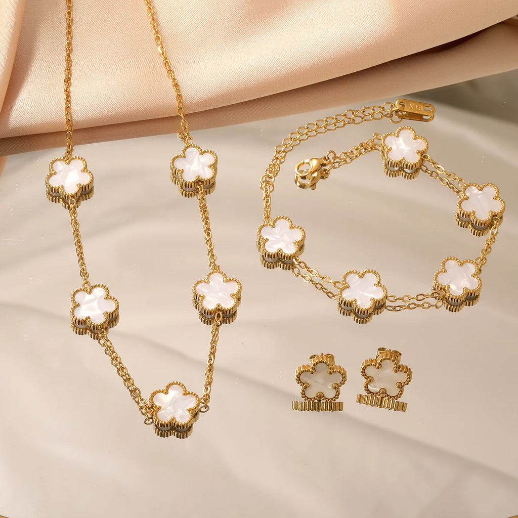 Luna Blossom Jewelry Set
